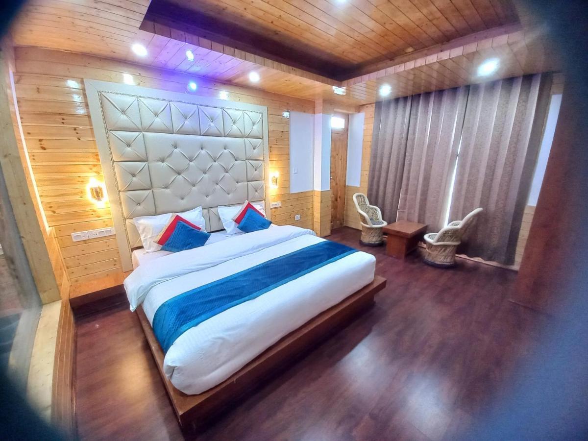 Humble Holiday Inn Kufri Simla Εξωτερικό φωτογραφία