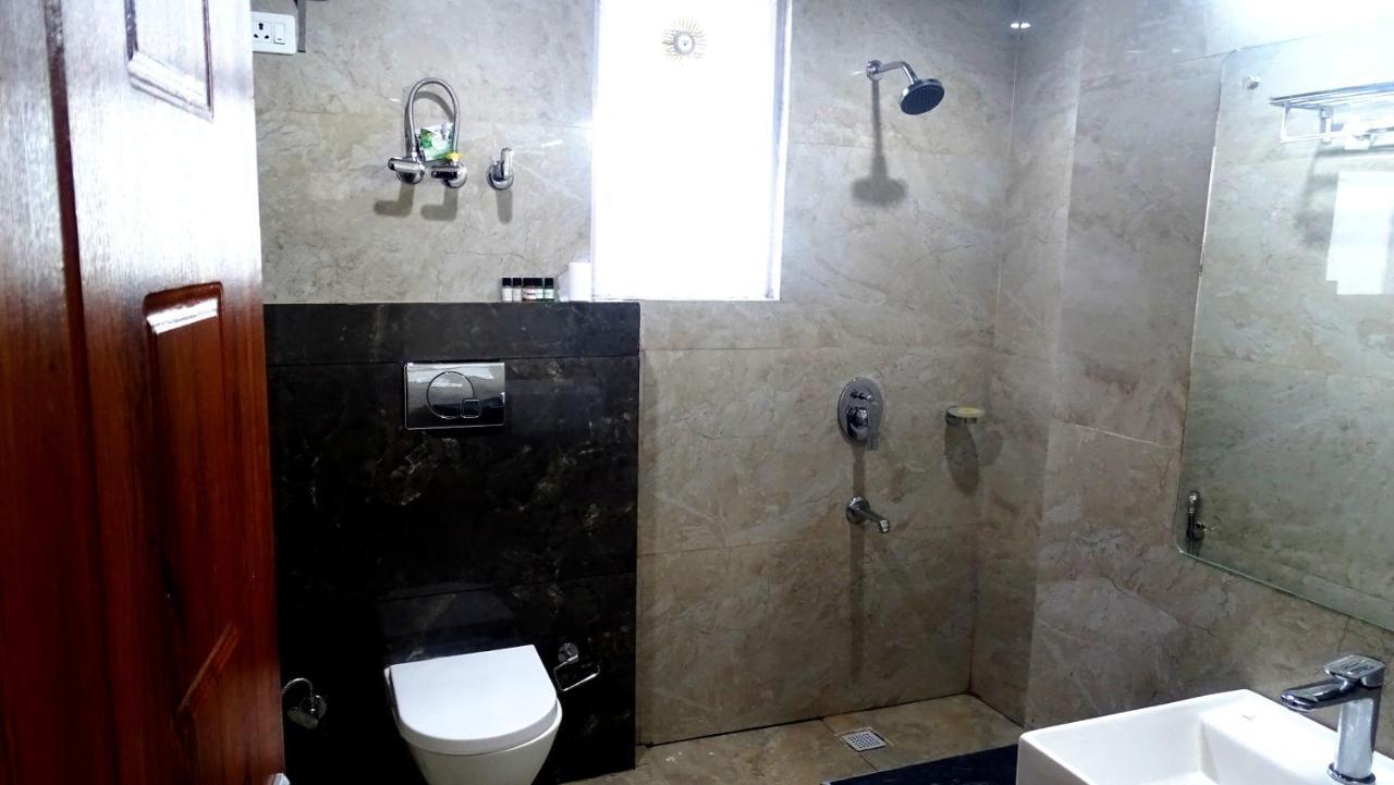 Humble Holiday Inn Kufri Simla Εξωτερικό φωτογραφία